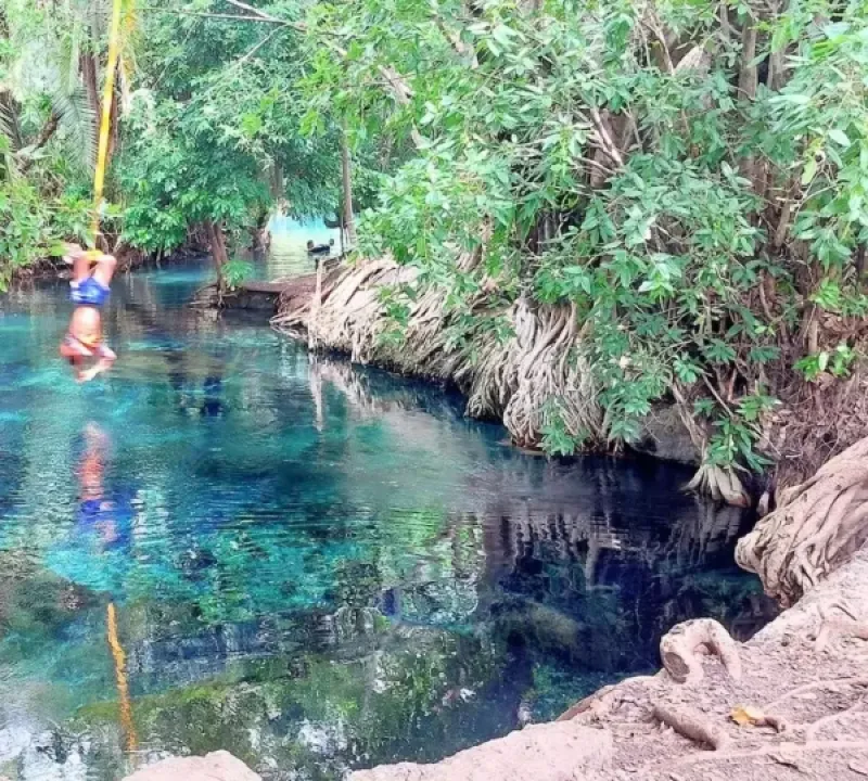 Day Trip to Chemka Hotspring